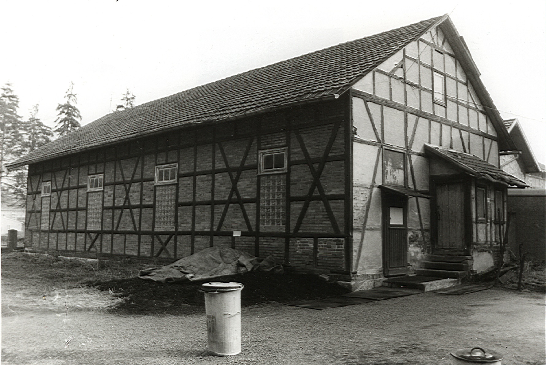 themar_1990er_alte_turnhalle_002.jpg