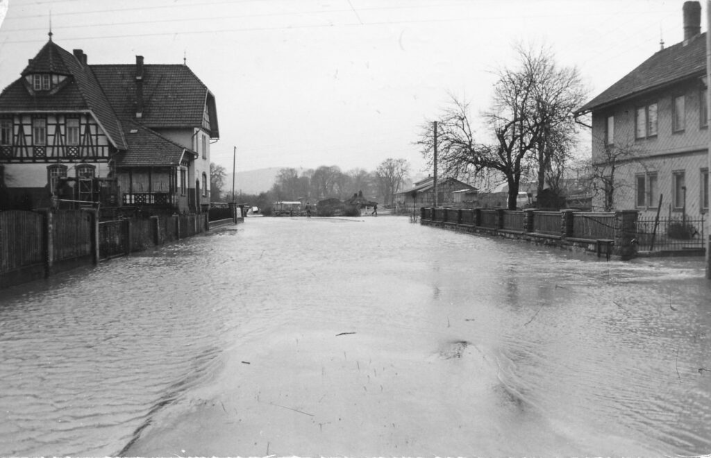 themar_feuerwehr_hochwasser_1967_0300030.jpg